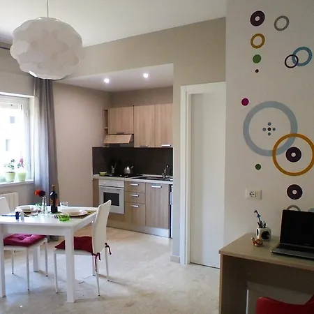 Sopra Isola Apartment *
